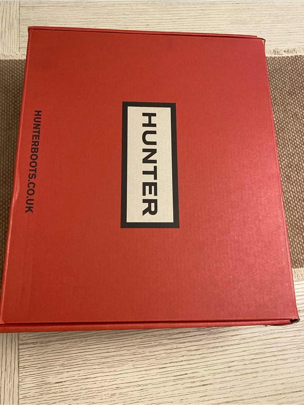 HUNTER original Chelsea Rain Boots women size 9 New in box black